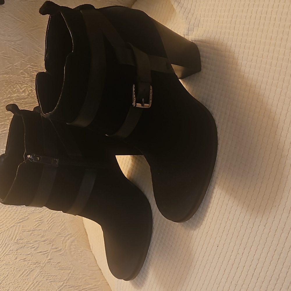 New Ivanka Trump Black Ankle Booties